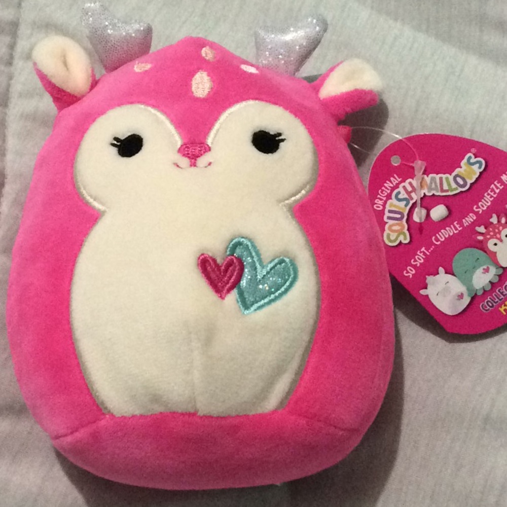 Duchess Squishmallow